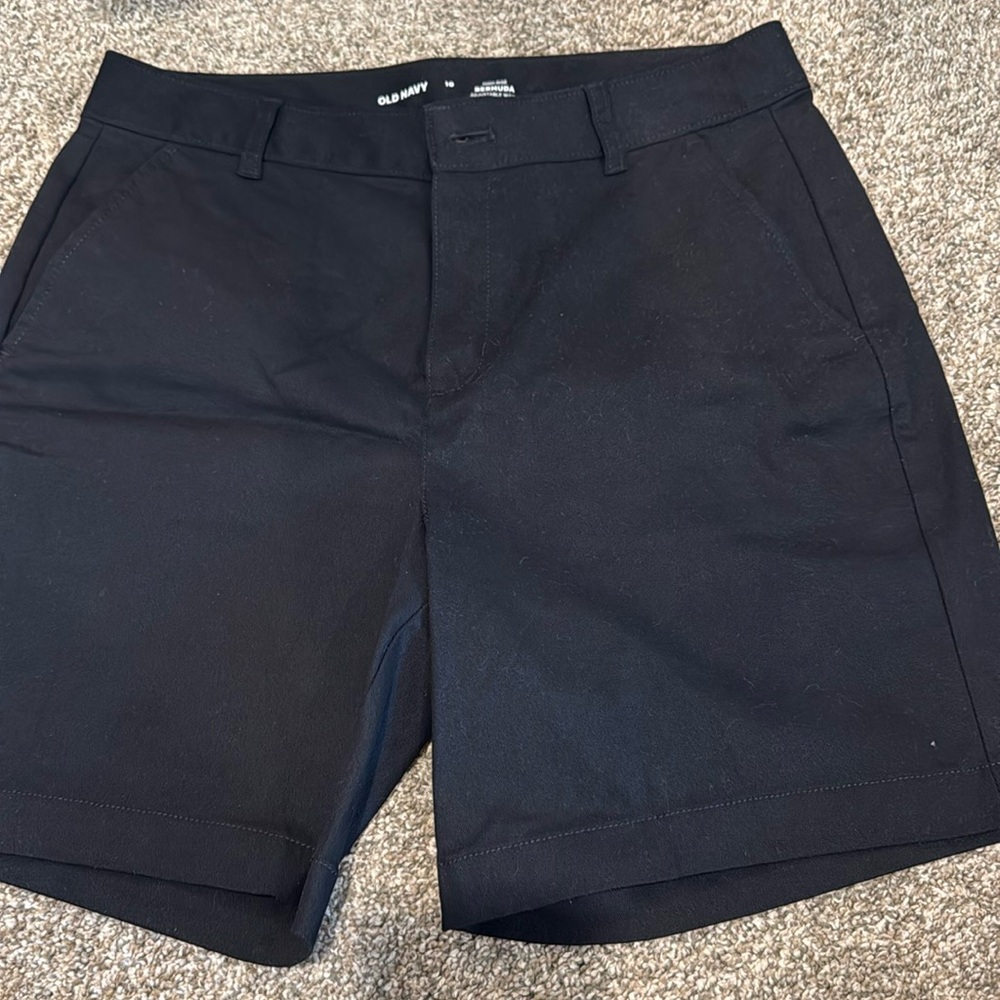 Old navy Bermuda shorts